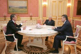 Встреча Президента с Януковичем и Морозом