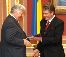 Viktor Yushchenko Aleksey Poroshenko