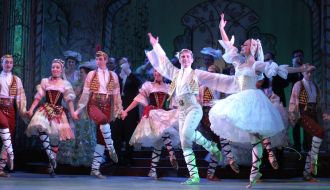 Operetta «Cheery widow»