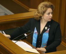 Persons. Nina Karpachyova