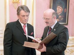 Birthday greetings to Ukrainian President