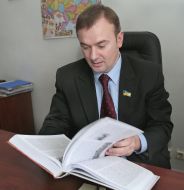 Persons. Yuriy Zubko