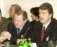 Viktor Yushchenko,Tadusz Iwinsk