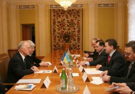 Meeting of Viktor Bondar with Halvdan Skard