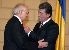 Viktor Yushchenko Ivan Vakarchuk