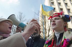 Ukrainian Ukraine – to Ukrainians!