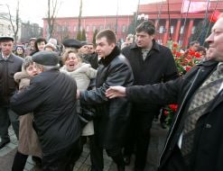 Митинг возле памятника Т.Шевченко