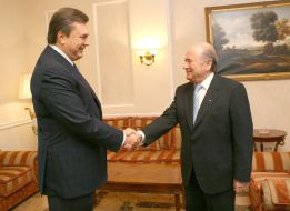 Джозеф Блаттер та Віктор Янукович