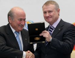 Press-conference by Joseph Blatter and Grigory Surkis