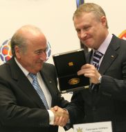 Press-conference by Joseph Blatter and Grigory Surkis