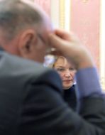 Политические консультации