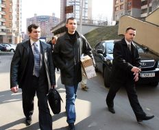 Обыск в квартире Юрия Луценко