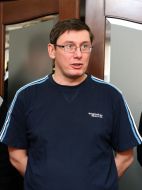 Обыск в квартире Юрия Луценко