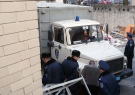 Убийство Максима Курочкина в суде. 27.03.2007