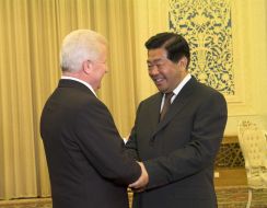 Meeting of Moroz and Tszinlin