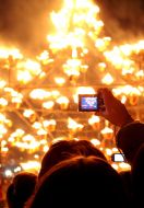 Show  “Fiery installation“