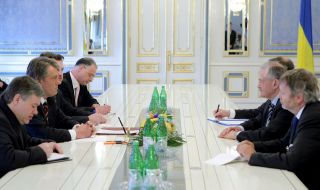 Meeting of Viktor Yuschenko and Terry Davis