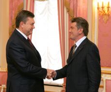 Yanukovych and Yushchenko meeting