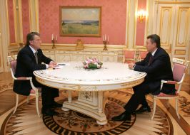 Yanukovych and Yushchenko meeting