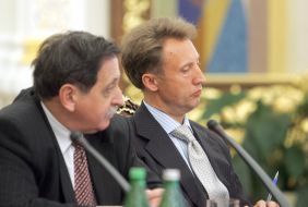 Yuriy Klyuchkovsky and Nikolay Onishchuk