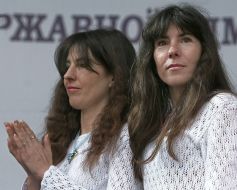 Twins Tatyana and Natalya Prokopenko