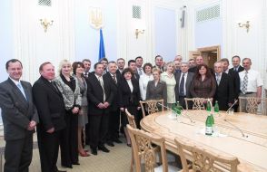 Вручення посвідчень новообраним суддям