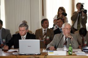 Anatoly Kinakh and Nikolay Azarov