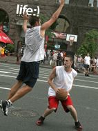 Уличный баскетбол