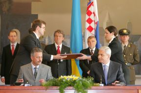 Signing of Ukrainian-Croatian documents