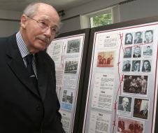 Habsburge’s visit to ”Museum of soviet occupation”