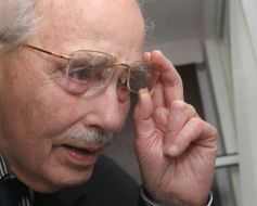 Habsburge’s visit to ”Museum of soviet occupation”