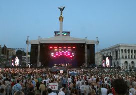 Beneficent concert by Elton John