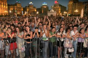 Beneficent concert by Elton John