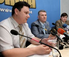 UNIAN press-conference of industrialists and businessmen party of Ukraine