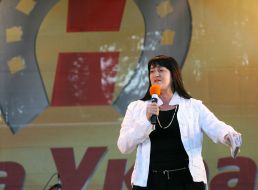 Біздің порно фильмді қараңыз