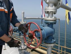 Газодобывающая платформа ”Штормовая”