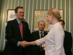 Meeting of Yuliya Timoshenko and Marc Perrin de Brichambaut