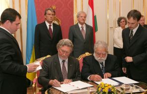 Signing of the Ukrainian-Hungarian documents
