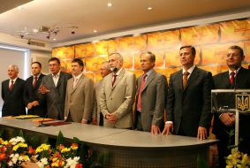 Signing of agreement about ”Nasha Ukraina – Narodnaya samooborona” block creation