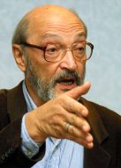 Михаил Козаков