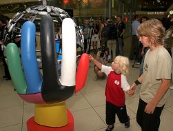 «The Whole world is in your hands» sculpture of mobile telephones