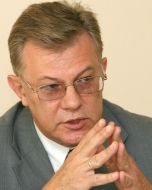 Владимир Лановой