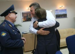 Віктор Янукович, Валентина Терешкова та Олексій Леонов