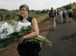 Relatives at Memorial