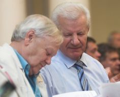 Boris Oleinik and Aleksandr Moroz