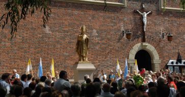 Открытие памятника Папе Иоанну Павлу II в Дрогобыче