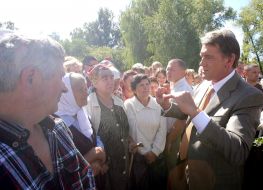 Visit of Yushchenko to the Chernigov region