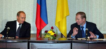 Leonid Kuchma and Vladimir Putin