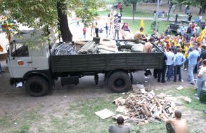 Picket over Emergency situation ministry