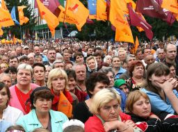 Supporters of ”Nasha Ukraina and Narodnaya Samooborona bloc”